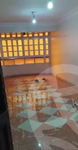 https://aqarmap.com.eg/ar/listing/6248388-for-rent-cairo-faisal-kafr-tohormos-queen-nazli-st