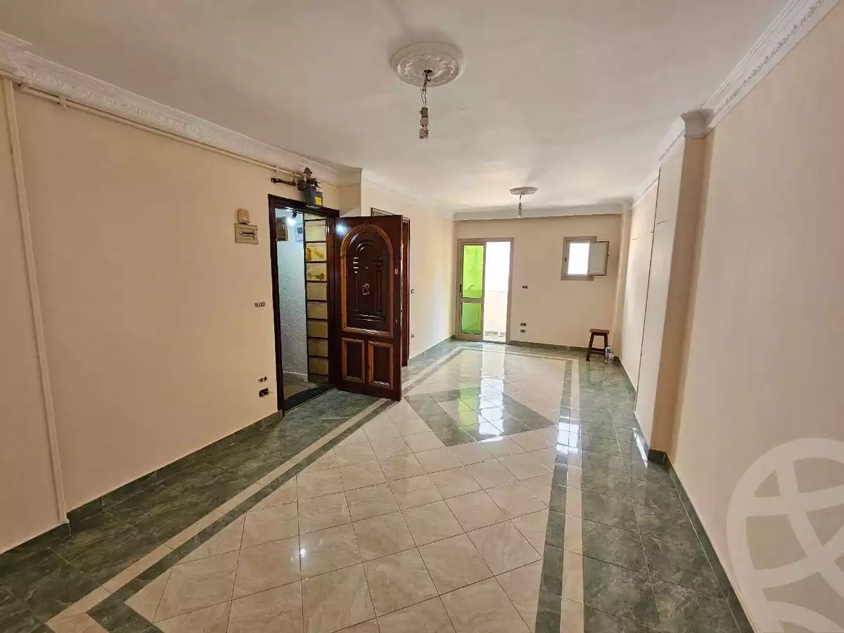 https://aqarmap.com.eg/en/listing/6248605-for-sale-alexandria-glim-shr-bw-qyr-tryq-lhry