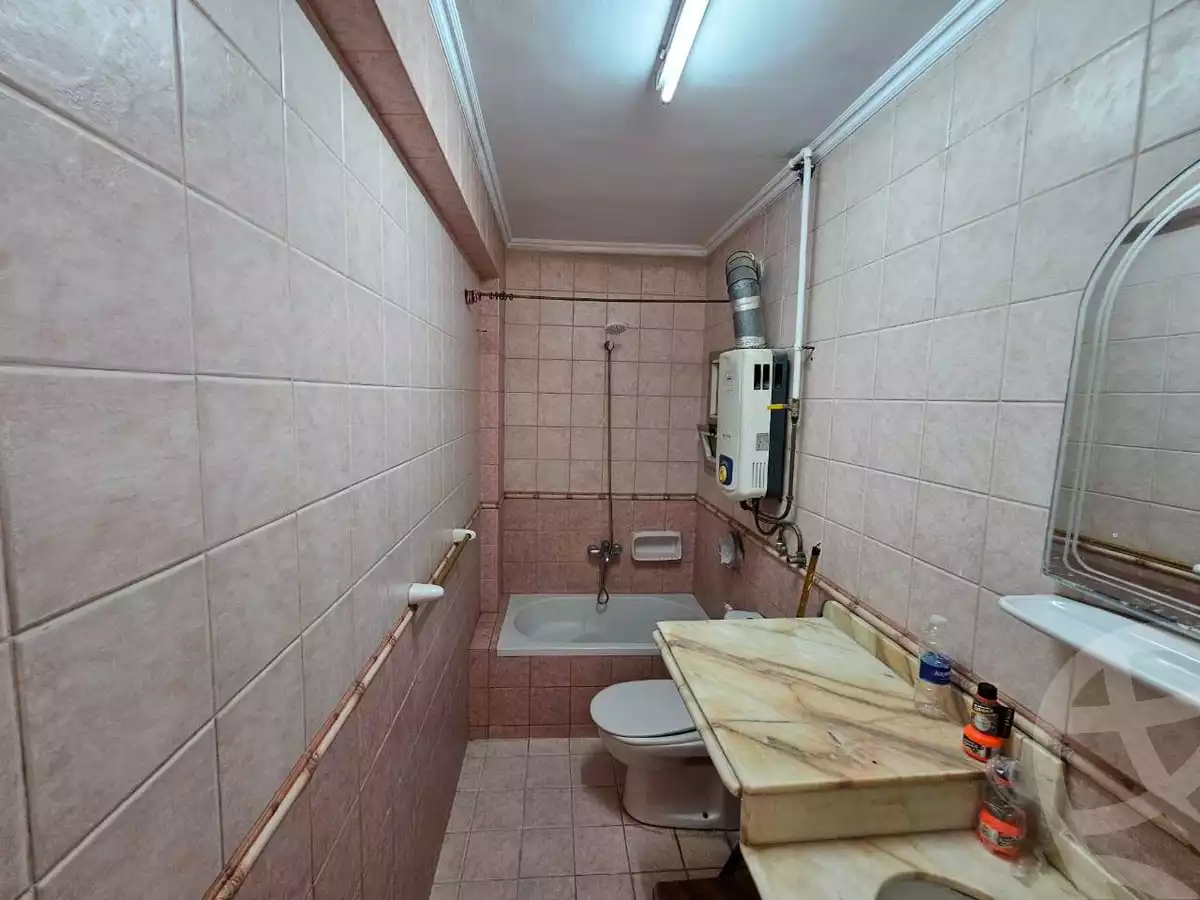 https://aqarmap.com.eg/en/listing/6248605-for-sale-alexandria-glim-shr-bw-qyr-tryq-lhry