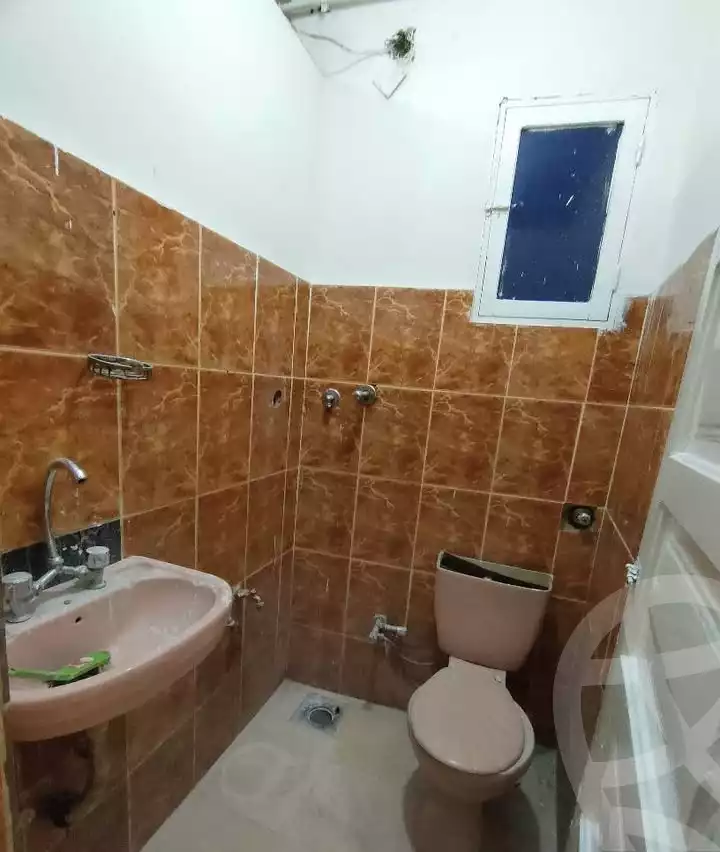 https://aqarmap.com.eg/en/listing/6248820-for-sale-qalyubia-shubra-el-khaima-om-bayoumi