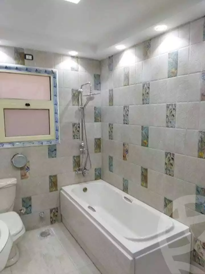 https://aqarmap.com.eg/en/listing/6250031-for-sale-cairo-shoubra-jzyr-bdrn-ibn-al-rashid-st