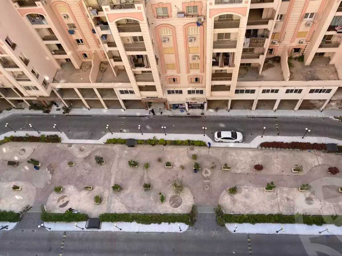 https://aqarmap.com.eg/ar/listing/6252605-for-sale-alexandria-lauran-shaarawy-st