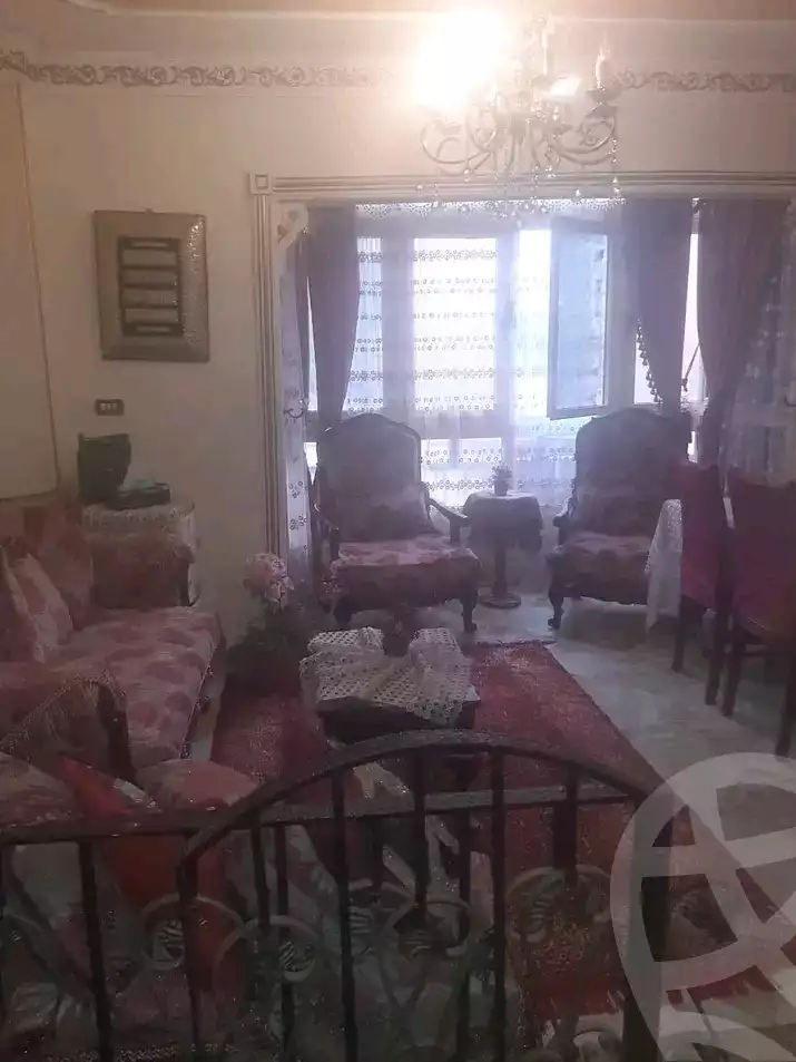 https://aqarmap.com.eg/ar/listing/6253157-for-sale-cairo-ain-shams-ain-shams-el-sharkia-mostafa-hafez-st