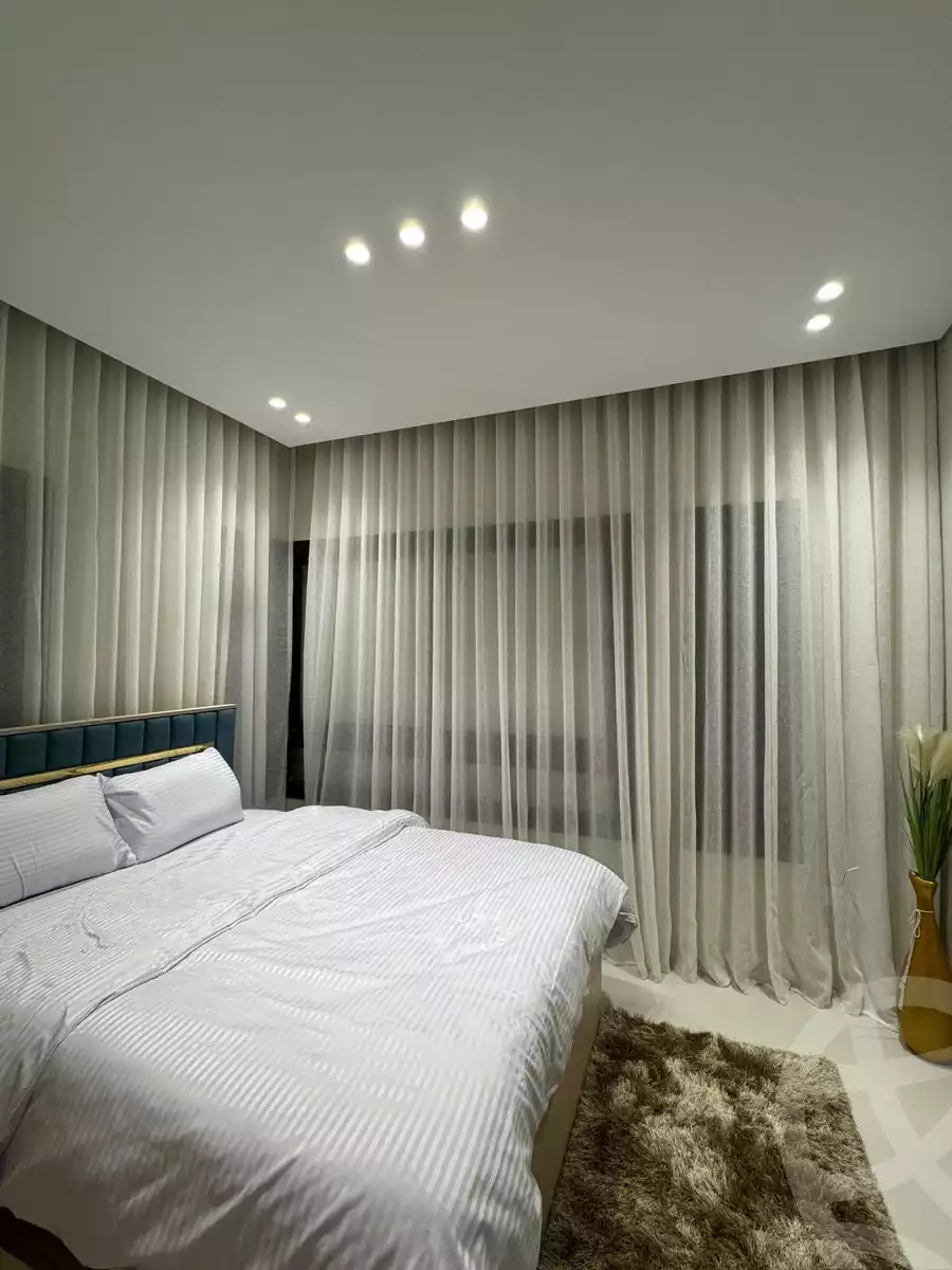 https://aqarmap.com.eg/en/listing/6255008-for-sale-cairo-el-sheikh-zayed-city-compounds-kmbwnd-wn-16-swdyk