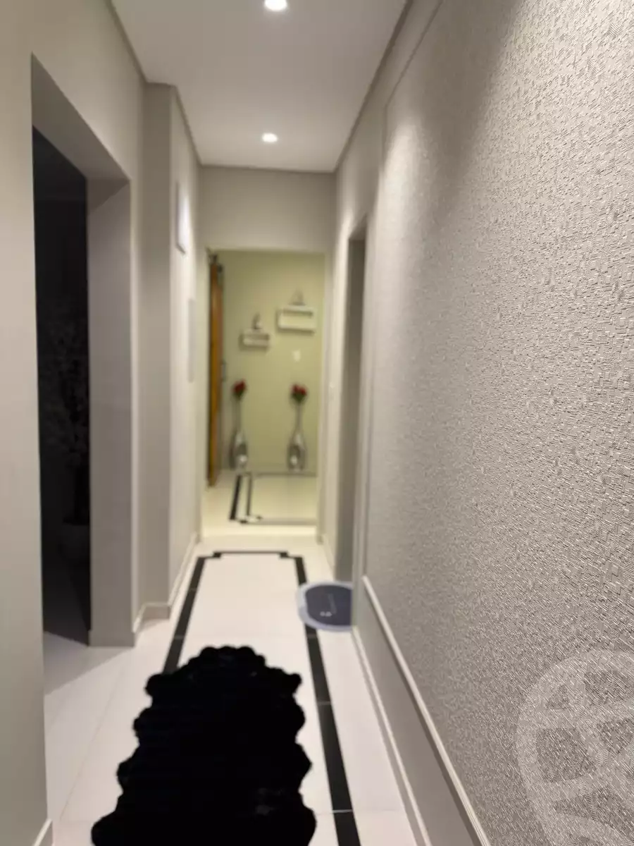 https://aqarmap.com.eg/en/listing/6255008-for-sale-cairo-el-sheikh-zayed-city-compounds-kmbwnd-wn-16-swdyk