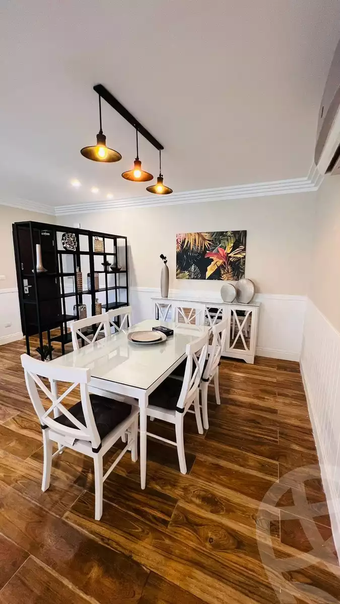 https://aqarmap.com.eg/ar/listing/6255475-for-rent-cairo-el-sheikh-zayed-city-compounds-kmbwnd-wyst-twn-swdyk