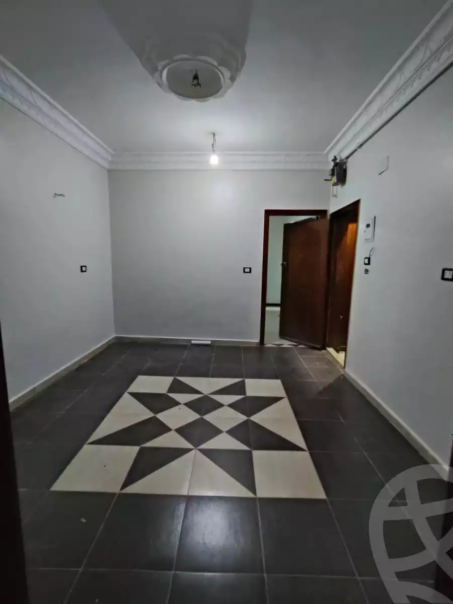 https://aqarmap.com.eg/en/listing/6256723-for-sale-qalyubia-shubra-el-khaima-om-bayoumi