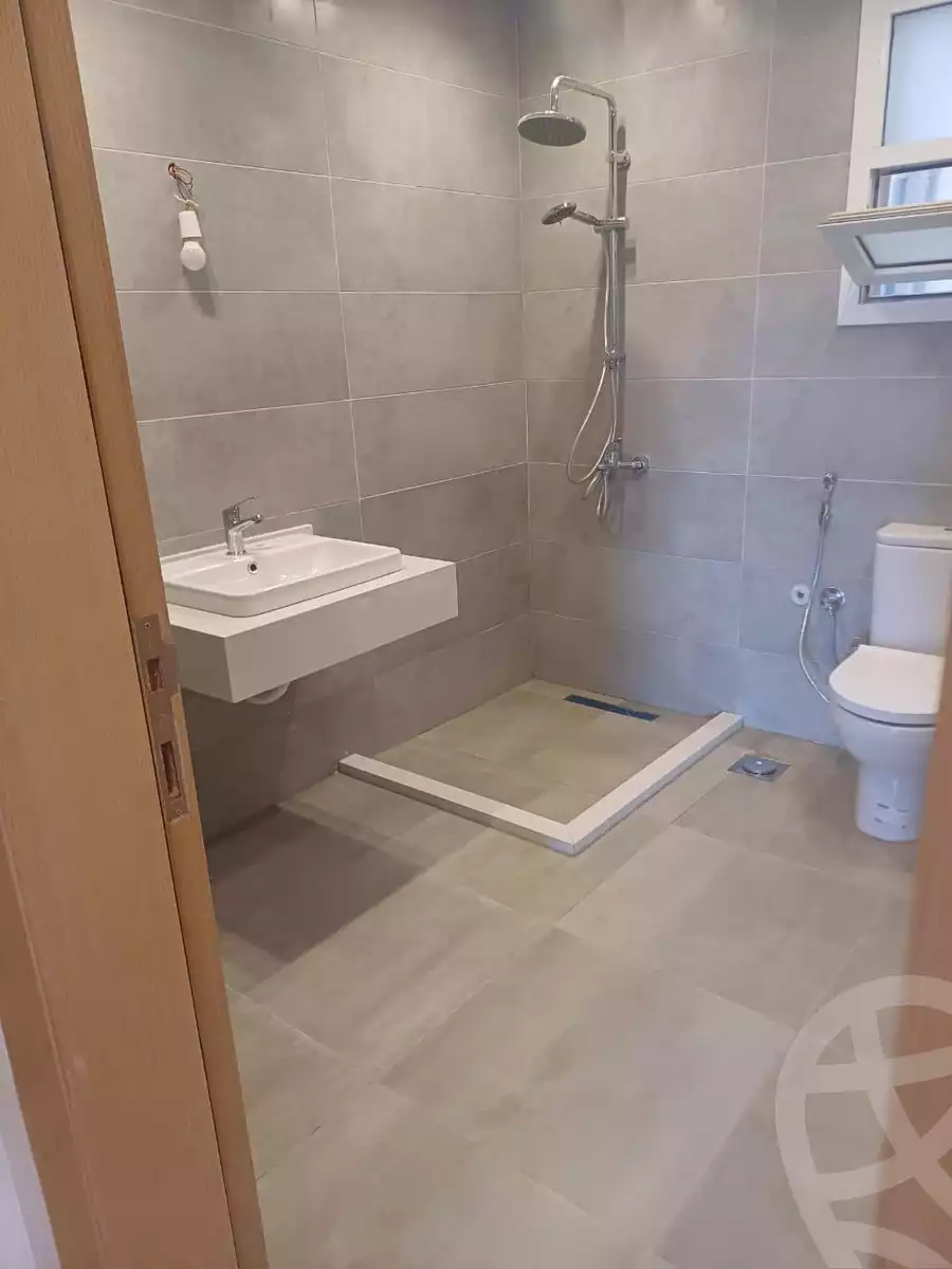 https://aqarmap.com.eg/ar/listing/6257741-for-rent-cairo-6th-of-october-compounds-october-plaza