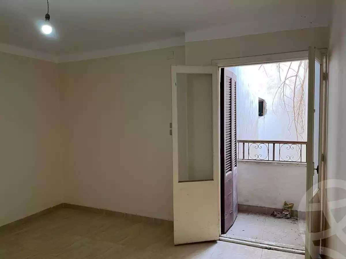 https://aqarmap.com.eg/ar/listing/6257776-for-sale-asyut-asyut-city-el-sadat-st