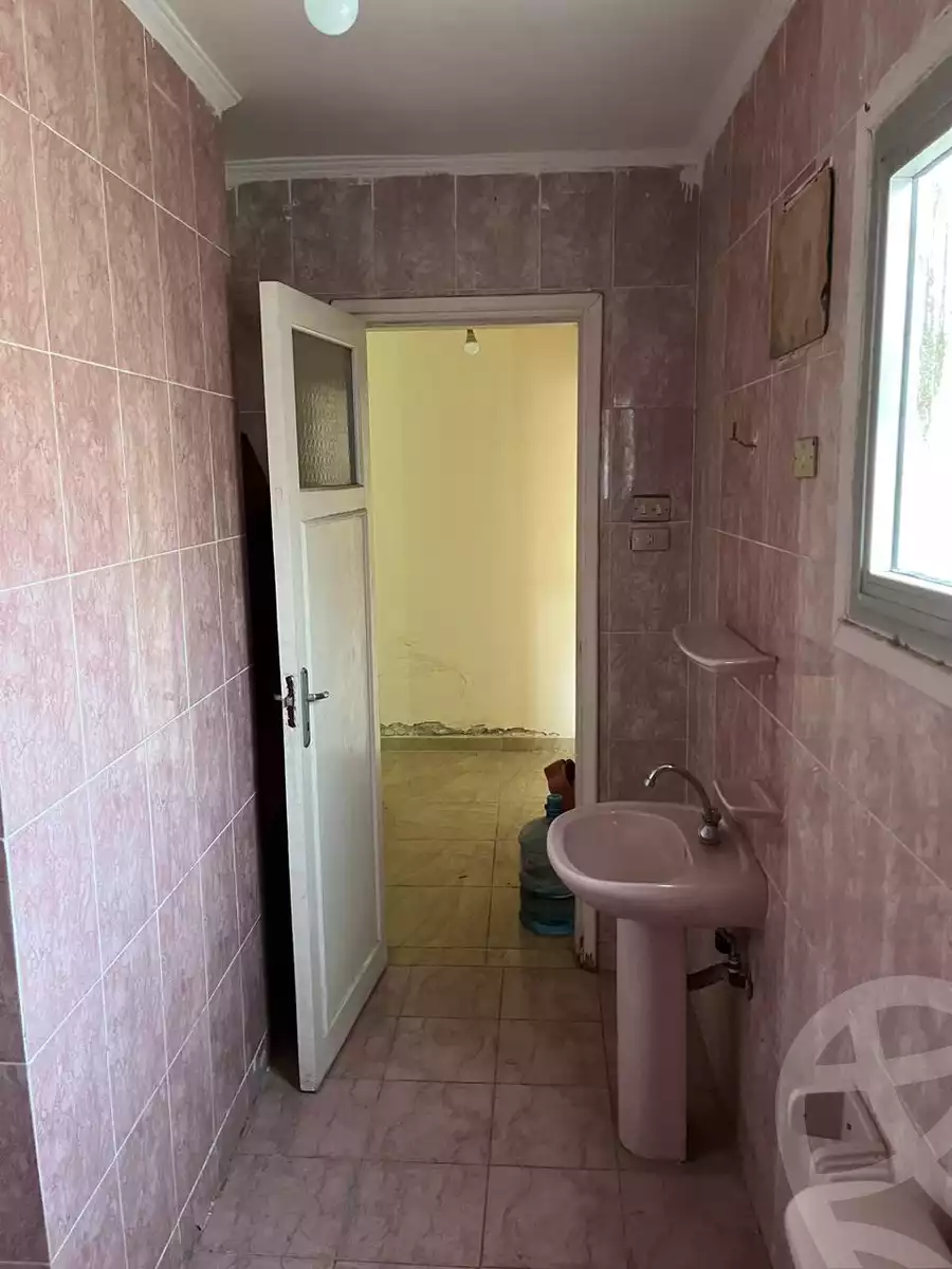 https://aqarmap.com.eg/ar/listing/6257776-for-sale-asyut-asyut-city-el-sadat-st