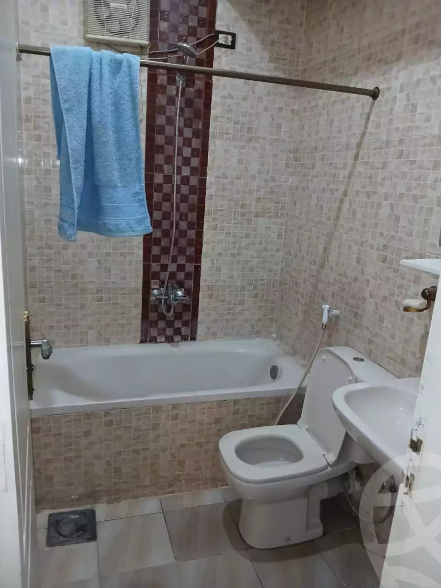https://aqarmap.com.eg/ar/listing/6258187-for-rent-cairo-new-cairo-el-narges-el-narges-omarat-abdul-rahman-al-rafie-st