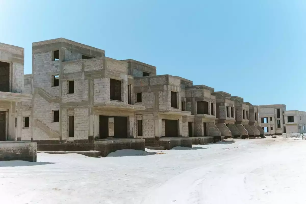 https://aqarmap.com.eg/ar/listing/6259196-for-sale-north-coast-resorts-seazen-al-qamzi