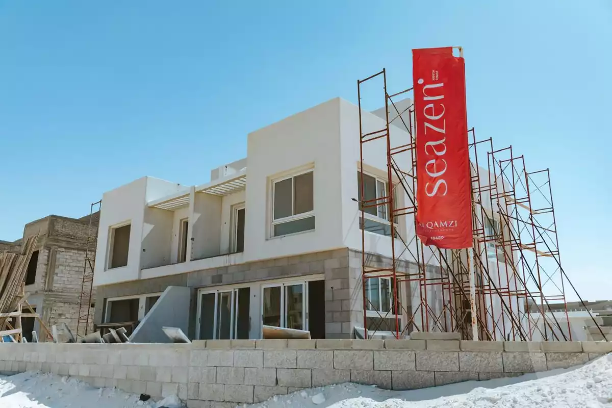 https://aqarmap.com.eg/ar/listing/6259326-for-sale-north-coast-resorts-seazen-al-qamzi