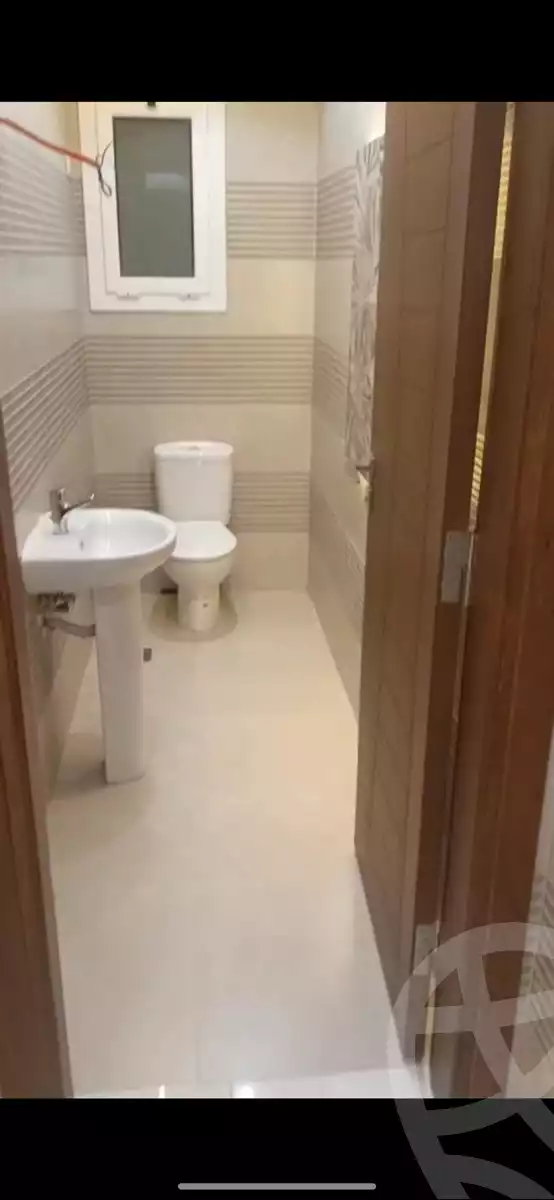 https://aqarmap.com.eg/ar/listing/6259840-for-rent-cairo-new-cairo-compounds-hyde-park-centre-ville-hyde-park