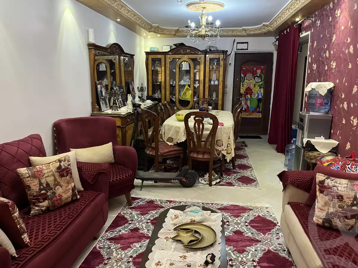 https://aqarmap.com.eg/ar/listing/6260065-for-sale-alexandria-l-jmy-lbytsh-el-zohour-st