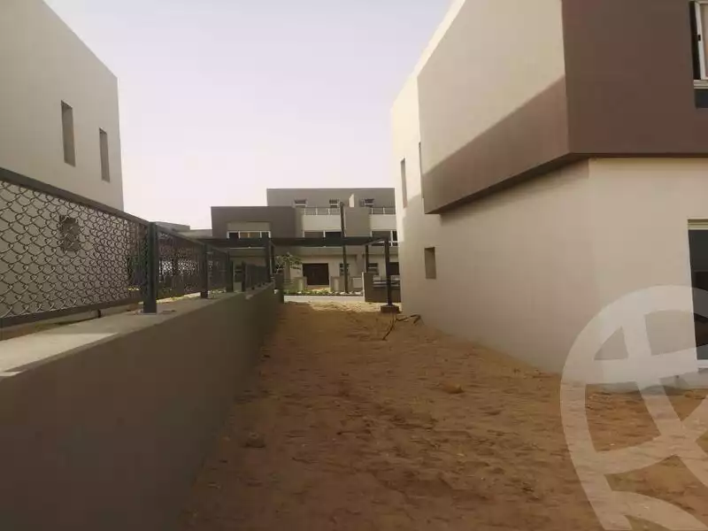 https://aqarmap.com.eg/en/listing/6260317-for-sale-cairo-el-sheikh-zayed-city-compounds-etapa