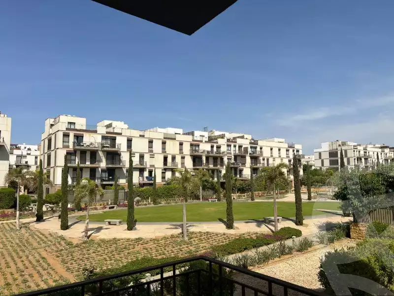 https://aqarmap.com.eg/en/listing/6260382-for-sale-cairo-el-sheikh-zayed-city-compounds-the-courtyard