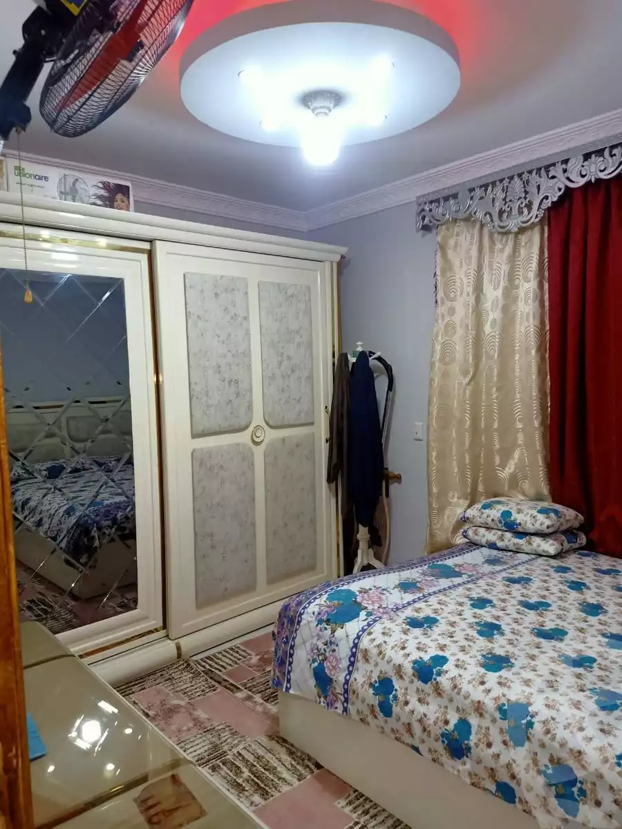 https://aqarmap.com.eg/ar/listing/6260550-for-sale-cairo-helwan-hadayek-helwan-nile-corniche-st