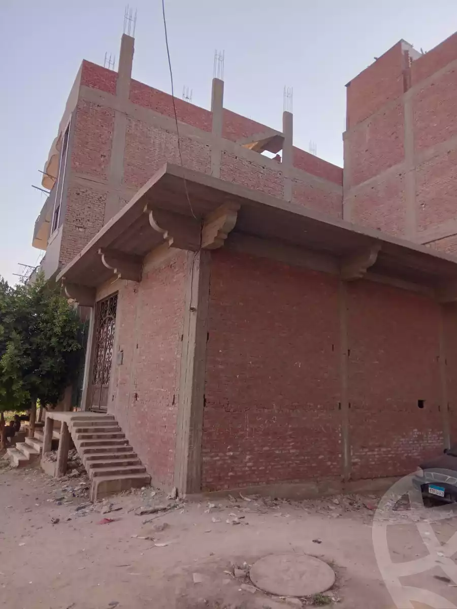 https://aqarmap.com.eg/en/listing/6261889-for-sale-qalyubia-el-khanka-arab-el-ayayda