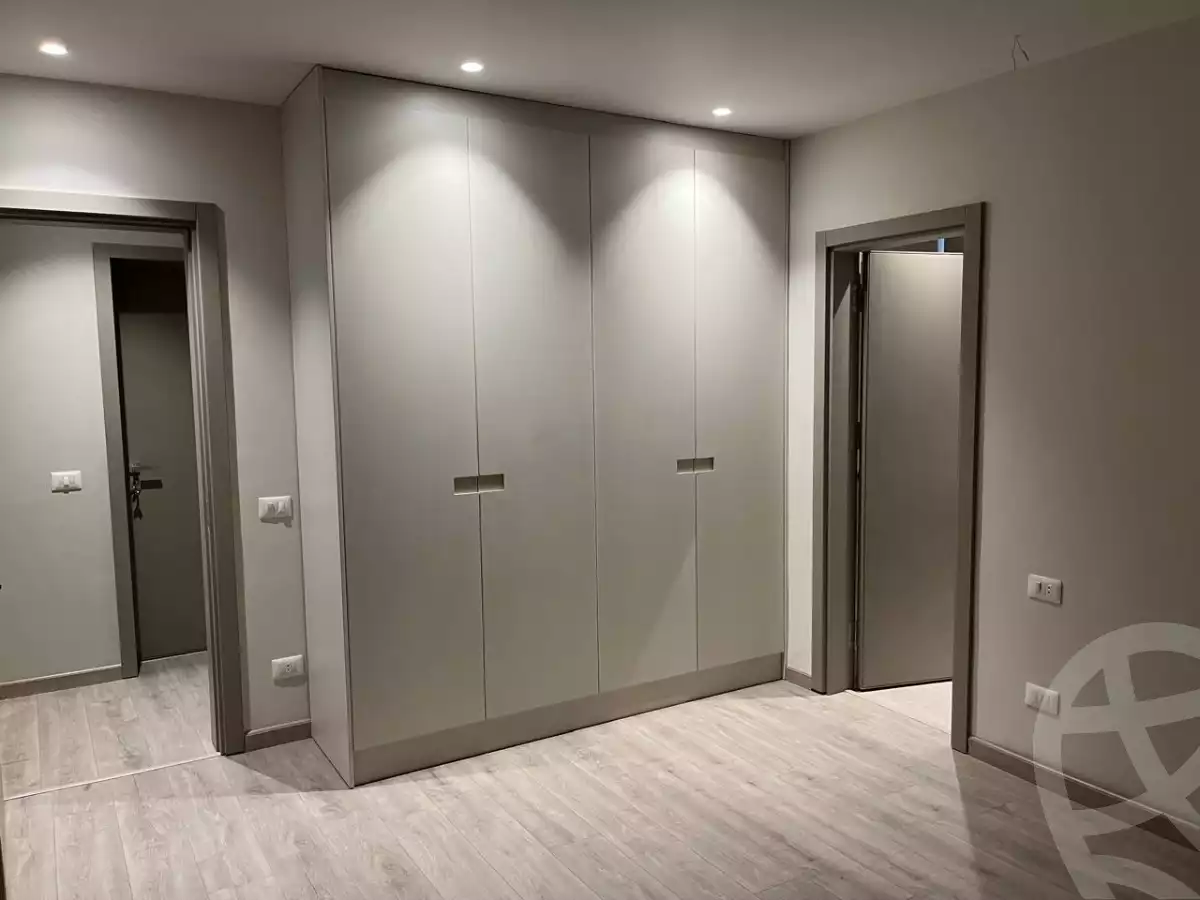 https://aqarmap.com.eg/ar/listing/6262532-for-sale-cairo-el-sheikh-zayed-city-compounds-jewar