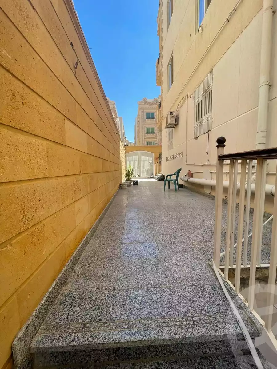 https://aqarmap.com.eg/en/listing/6265979-for-sale-cairo-el-sheikh-zayed-city-compounds-zayed-heights-compound