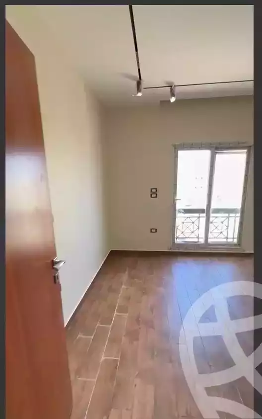 https://aqarmap.com.eg/en/listing/6266796-for-rent-cairo-new-cairo-compounds-paradise
