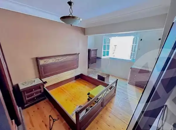 https://aqarmap.com.eg/ar/listing/6267686-for-sale-alexandria-camp-cesar-abd-el-moneim-sanad-st