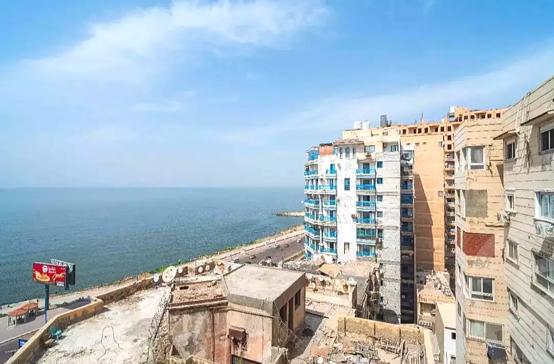 https://aqarmap.com.eg/en/listing/6268375-for-sale-alexandria-camp-cesar