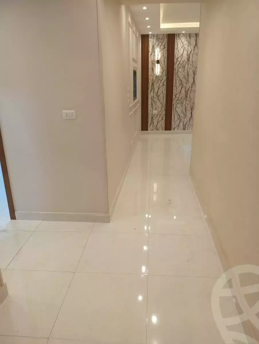 https://aqarmap.com.eg/ar/listing/6269598-for-rent-cairo-mokattam-lhdb-l-ly-shareaa-9