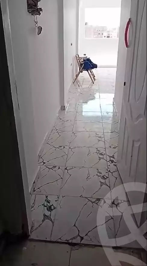 https://aqarmap.com.eg/en/listing/6270585-for-sale-cairo-helwan-hadayek-helwan-el-eshrein-st