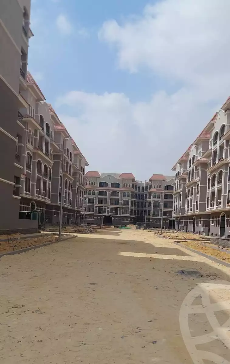 https://aqarmap.com.eg/en/listing/6270268-for-sale-cairo-new-cairo-compounds-dh-ykwn-2-ryzydns-styl-hwm
