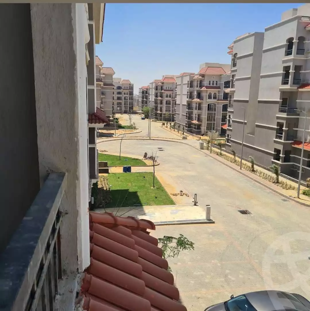 https://aqarmap.com.eg/en/listing/6270268-for-sale-cairo-new-cairo-compounds-dh-ykwn-2-ryzydns-styl-hwm