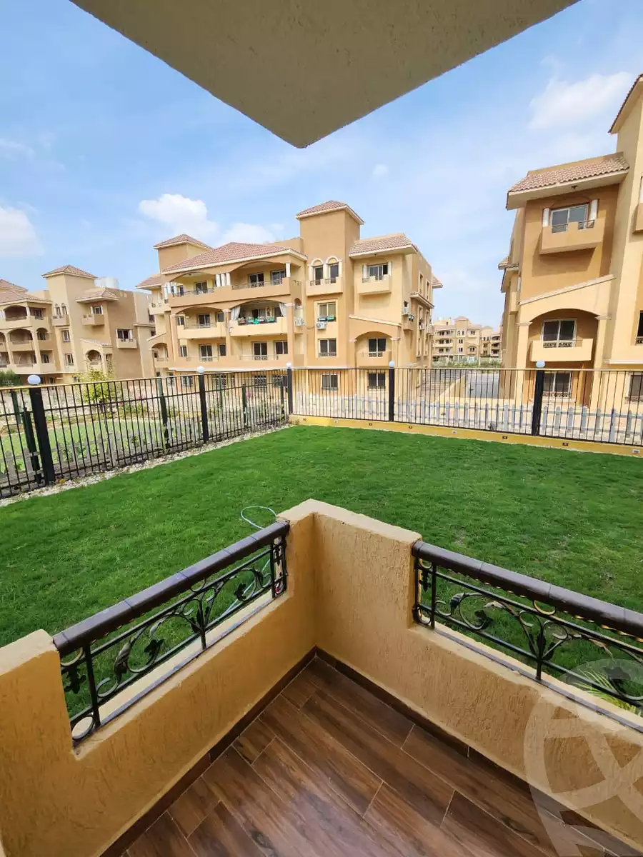 https://aqarmap.com.eg/ar/listing/6271545-for-sale-cairo-el-sheikh-zayed-city-compounds-el-khamayel