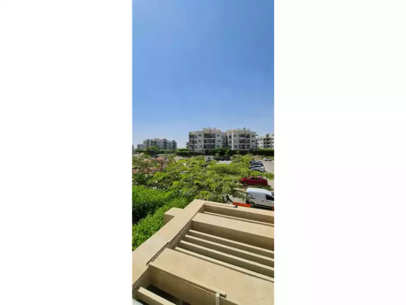 https://aqarmap.com.eg/ar/listing/6273210-for-rent-cairo-el-sheikh-zayed-city-compounds-dh-drys
