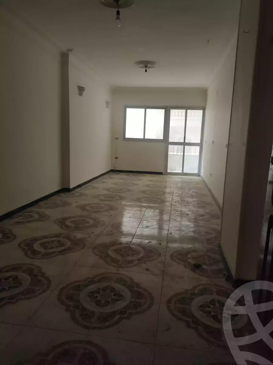https://aqarmap.com.eg/ar/listing/6276046-for-sale-alexandria-sydy-bshr-sydy-bshr-qbly-street-30