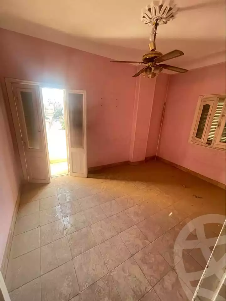 https://aqarmap.com.eg/ar/listing/6276106-for-sale-cairo-helwan-lmjwr-lrb-lmshrw-lmryky
