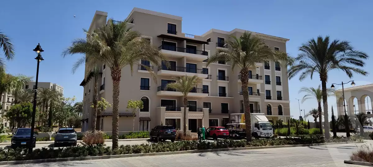 https://aqarmap.com.eg/en/listing/6276740-for-sale-cairo-el-sheikh-zayed-city-compounds-kmbwnd-fyldj-wyst-dr-llttwyr