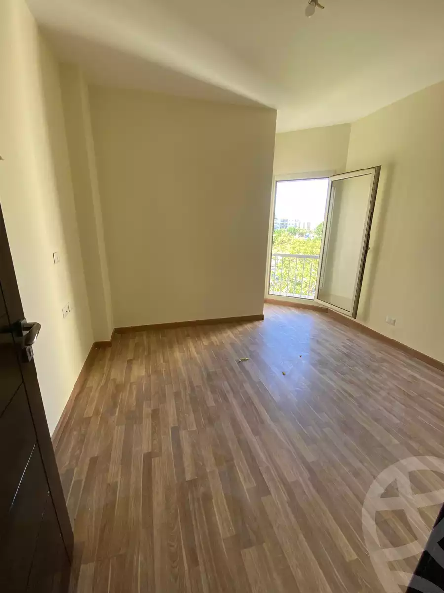 https://aqarmap.com.eg/ar/listing/6277130-for-rent-cairo-el-sheikh-zayed-city-compounds-dh-drys