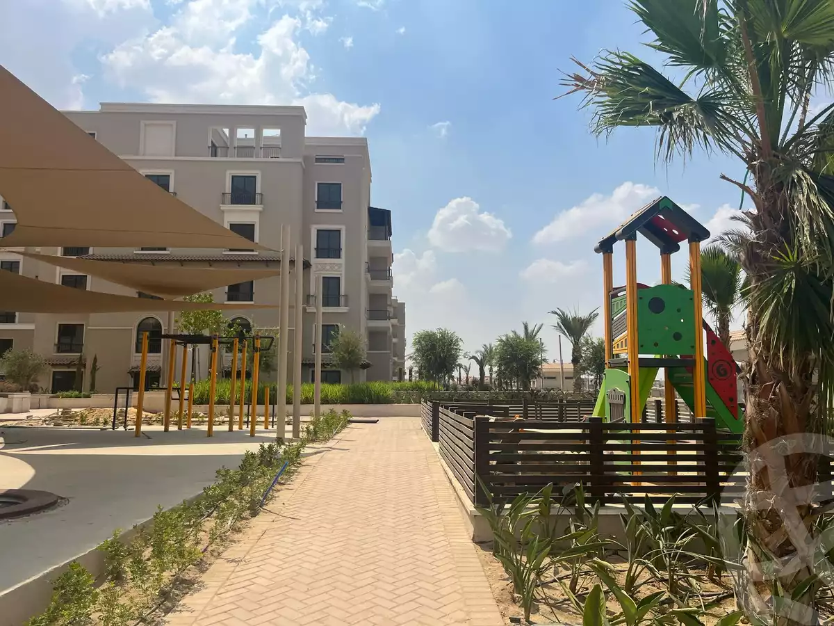 https://aqarmap.com.eg/en/listing/6277325-for-sale-cairo-el-sheikh-zayed-city-compounds-kmbwnd-fyldj-wyst-dr-llttwyr