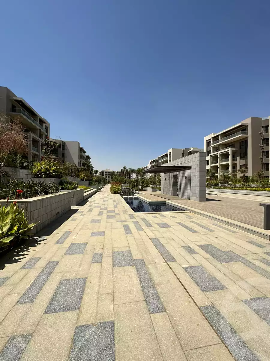 https://aqarmap.com.eg/en/listing/6277654-for-sale-cairo-new-cairo-compounds-the-address-east