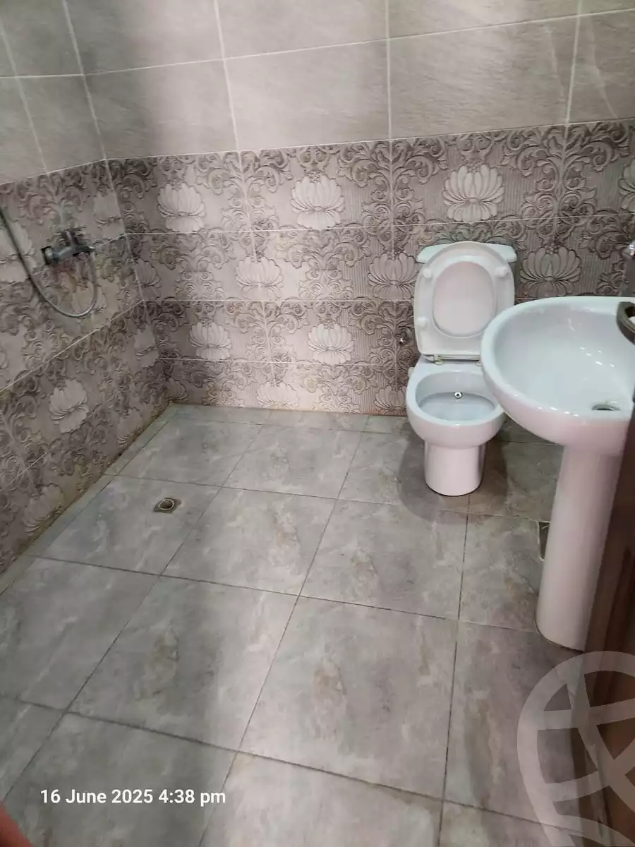 https://aqarmap.com.eg/ar/listing/6278432-for-rent-cairo-new-cairo-el-narges-el-narges-4-wasef-ghaly-basha-st
