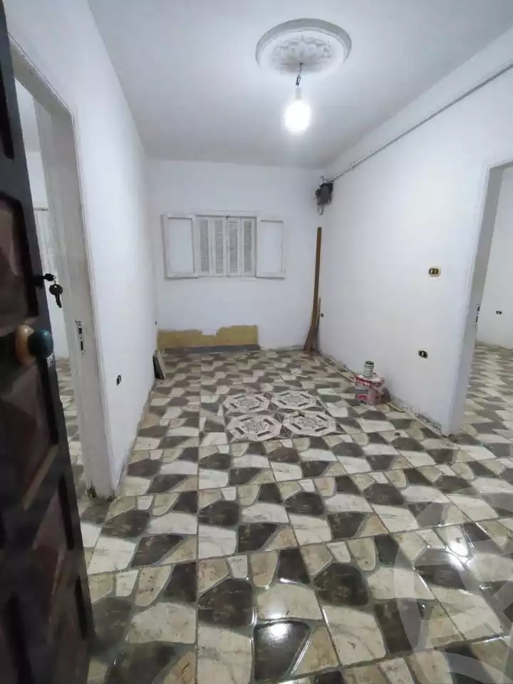 https://aqarmap.com.eg/ar/listing/6279047-for-sale-qalyubia-shubra-el-khaima-om-bayoumi