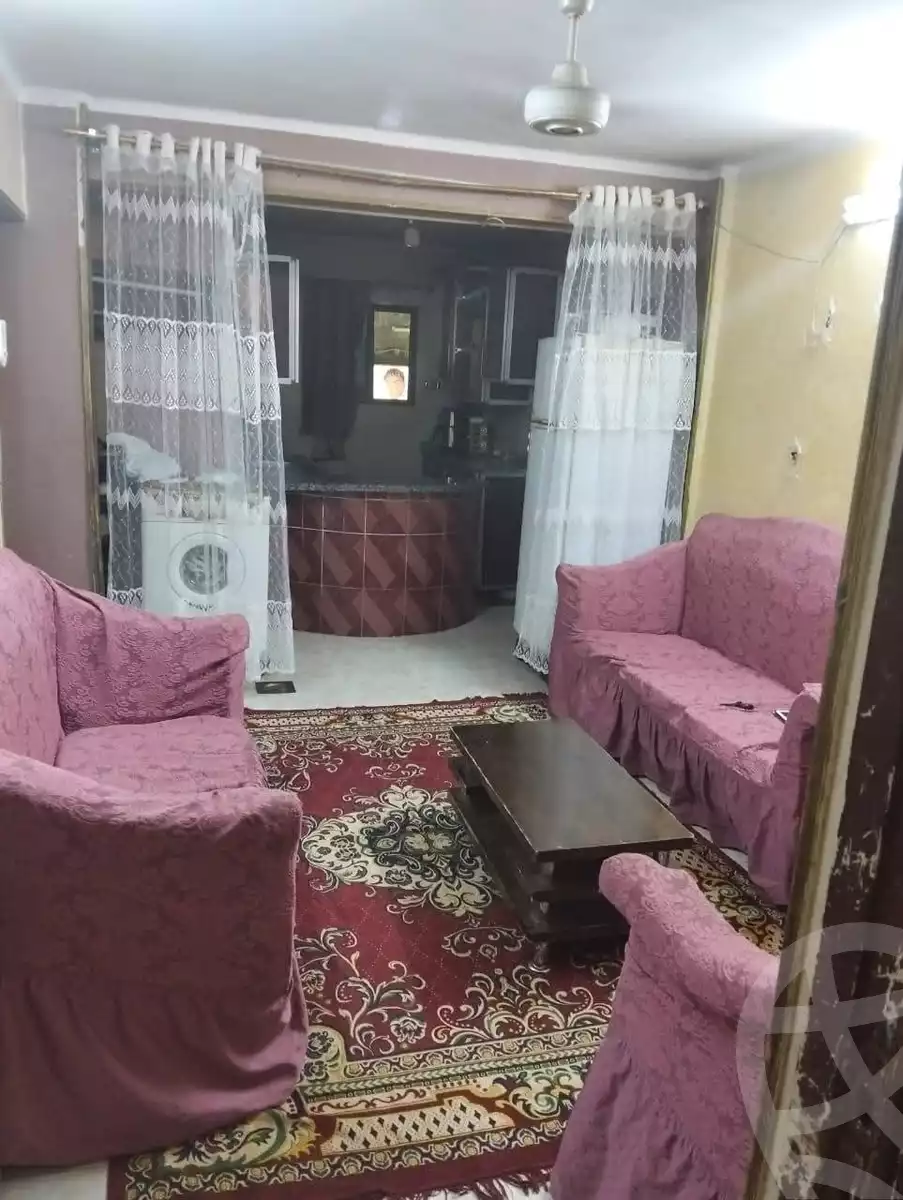 https://aqarmap.com.eg/ar/listing/6279375-for-sale-cairo-helwan-kwrnysh-hlwn