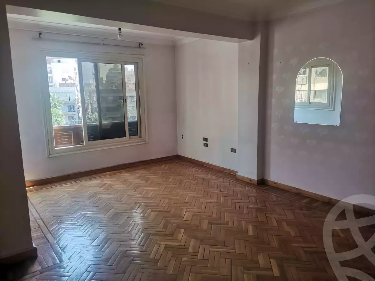 https://aqarmap.com.eg/en/listing/6057870-for-sale-cairo-heliopolis-ard-el-golf-nabil-el-wakkad