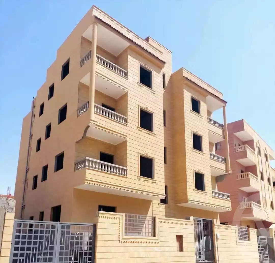 https://aqarmap.com.eg/ar/listing/6280083-for-sale-cairo-6th-of-october-hadaeq-october-lmntq-lsyhy