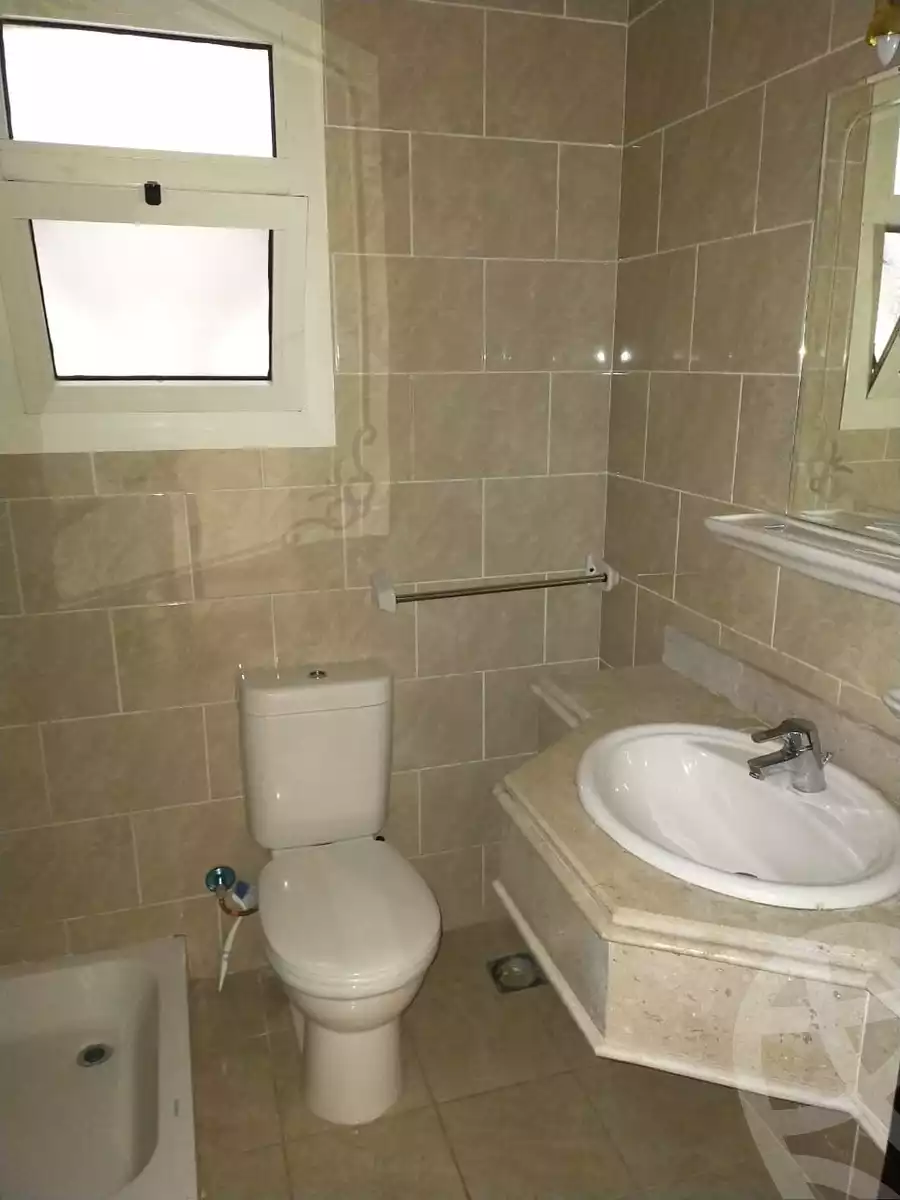 https://aqarmap.com.eg/en/listing/6280532-for-sale-cairo-el-sheikh-zayed-city-compounds-dh-drys