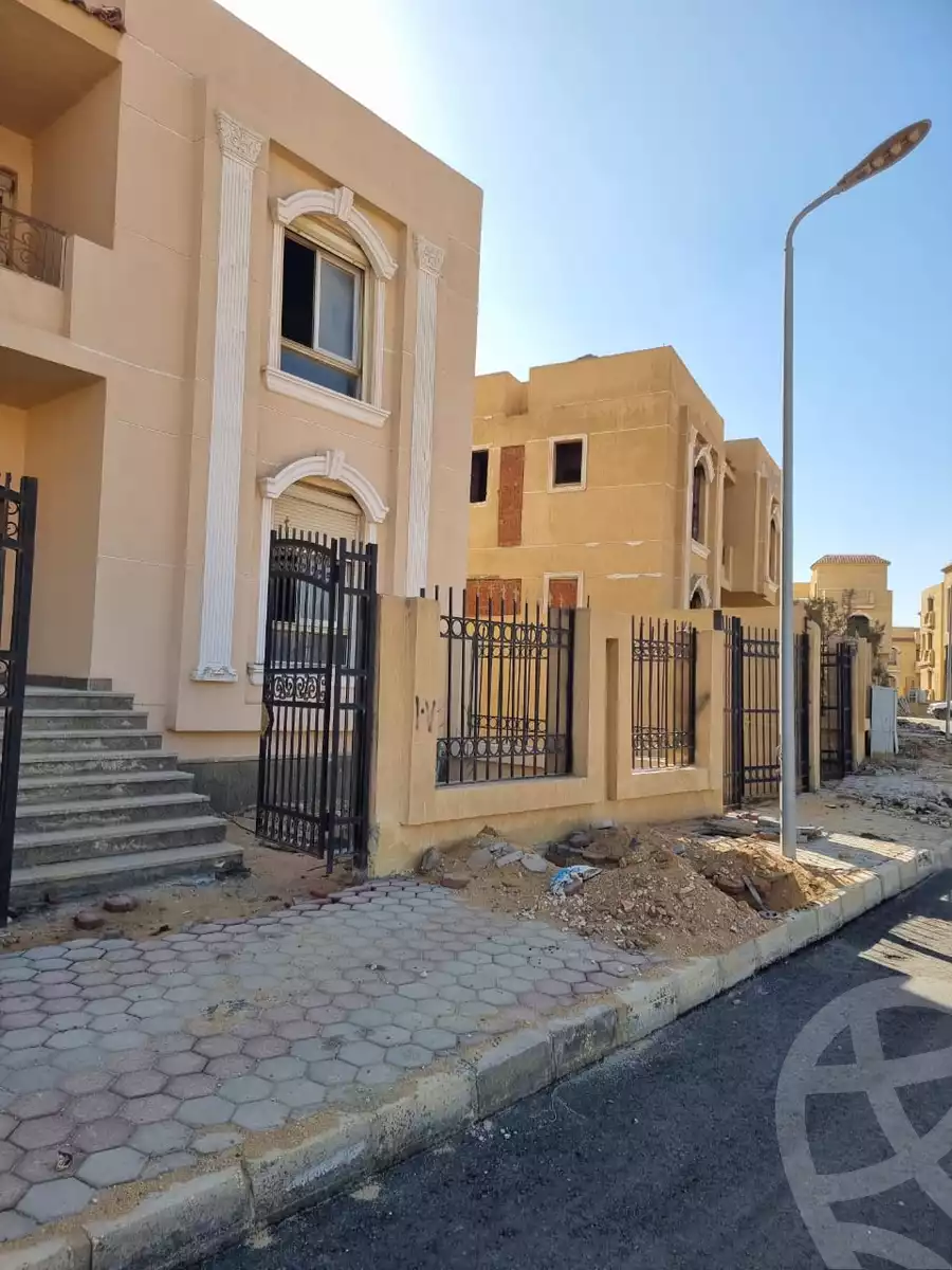 https://aqarmap.com.eg/ar/listing/6283778-for-sale-cairo-el-shorouk-compounds-eagle-hub-eagle-group