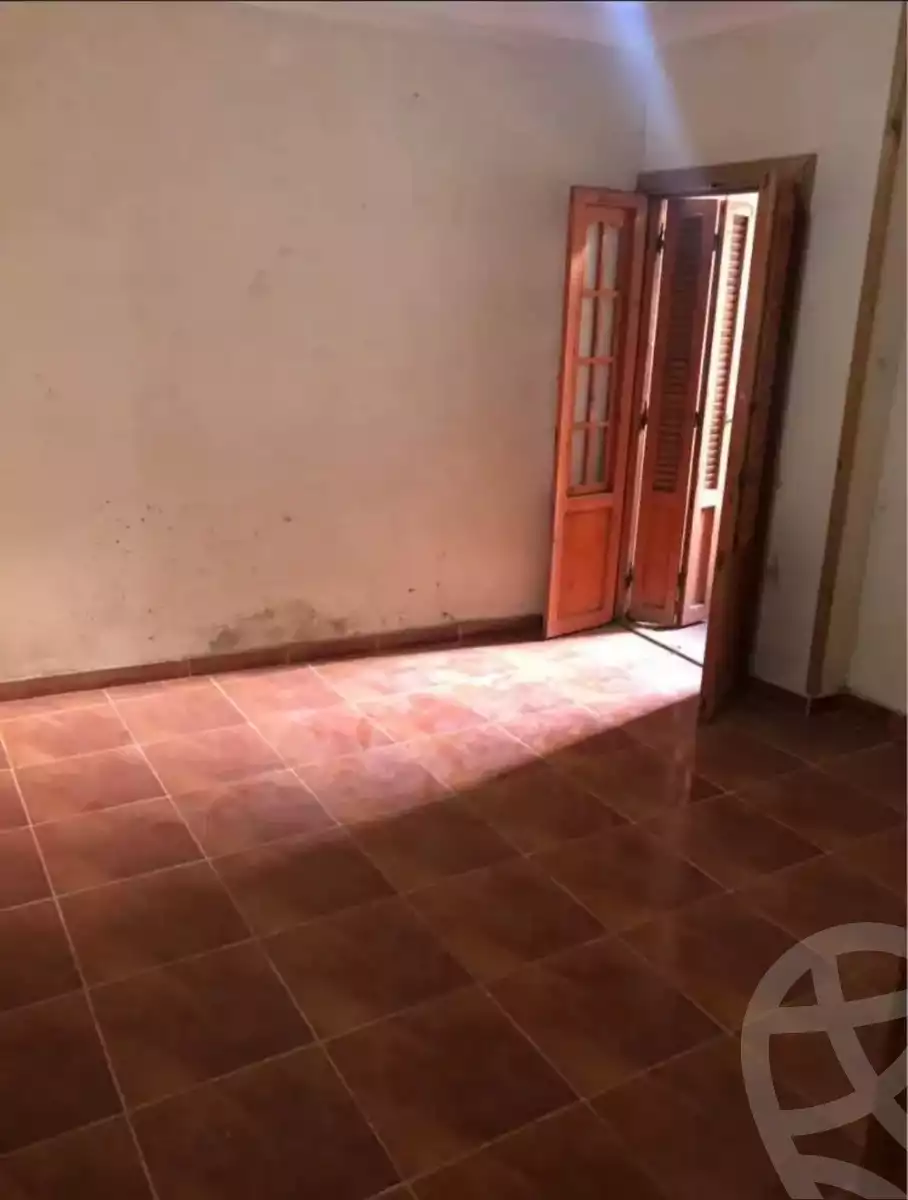 https://aqarmap.com.eg/en/listing/6284643-for-sale-alexandria-ganaklis