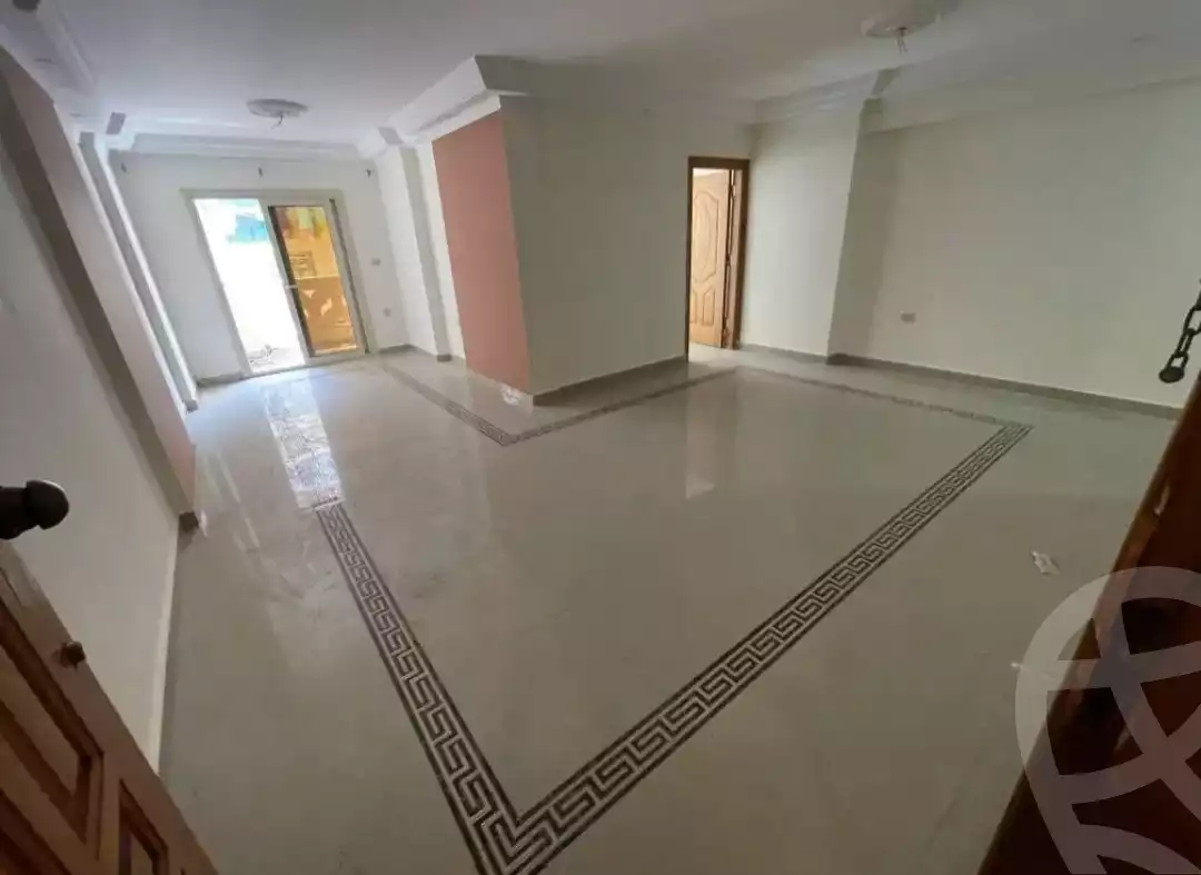 https://aqarmap.com.eg/en/listing/6284685-for-sale-alexandria-camp-cesar-port-said-street