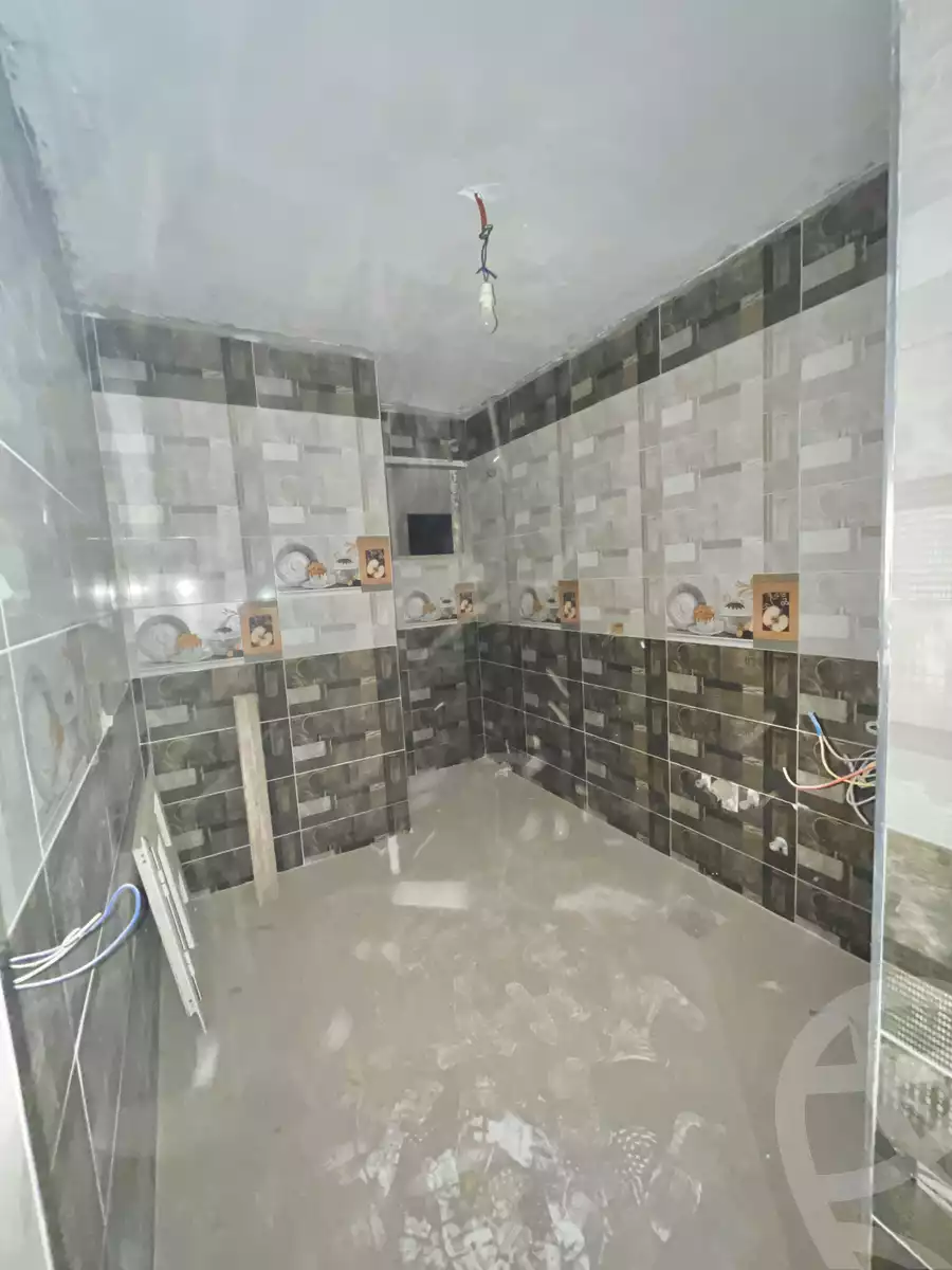 https://aqarmap.com.eg/ar/listing/6286111-for-sale-cairo-helwan-kwrnysh-hlwn